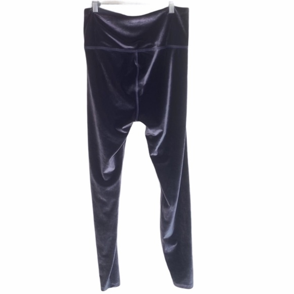 Beyond Yoga Velvet Motion High Waist Midi Leggings - Picture 4 of 8